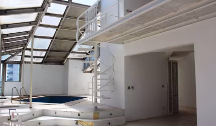 Cobertura à venda em São Paulo, Higienópolis, com 4 quartos, 642m² 6 vagas com depósito. Com elevador de Shabat.