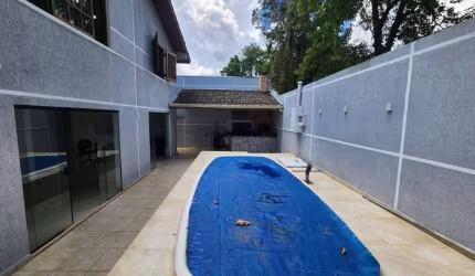 Venha morar em uma belíssima e aconhegante casa, dentro de um dos melhores e mais procurados condomínio fechado de São Paulo!