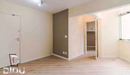 Apartamento à venda em São Paulo, Santa Cecília, com 1 quarto 1 suíte, sacada, 46m² 1 vaga. Condomínio com lazer.