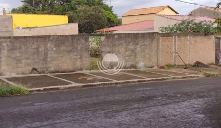 Terreno Plano e murado à Venda no Parque Via Norte em Campinas