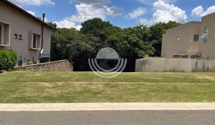 Terreno Plano à Venda no Condomínio Montblanc em Campinas