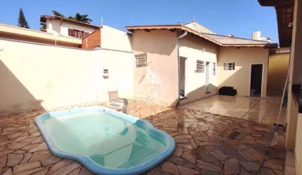 Casa Térrea à Venda no Parque São Quirino em Campinas. Regiões dA Lagoa Taquaral e CPFL