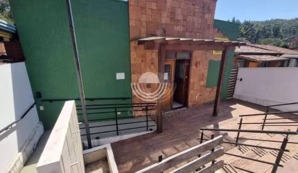 Casa Comercial com Edícula à Venda em Sousas. Local de muito trafego de veículos