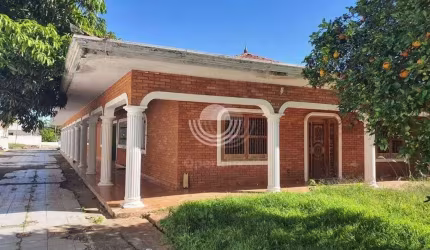 Casa com 4 dormitórios à venda, 2500 m² por R$ 4.200.000,00 - Parque Taquaral - Campinas/SP