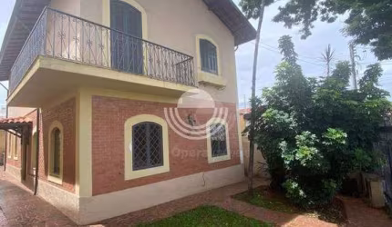 Excelente Casa em bolsão de segurança para Venda
