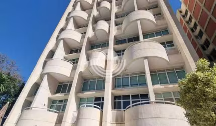 Loft Mobiliado à Venda no bairro Cambuí em Campinas. Região do Clube Regatas e Padaria Romana
