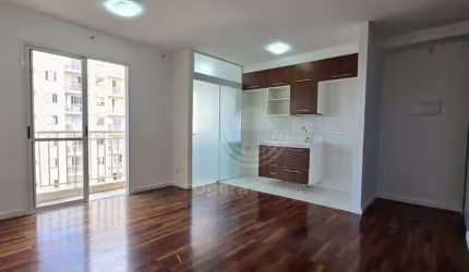 Apartamento em Andar Alto à Venda no Condominio Jardins no Condomínio Jardins do Taquaral em Campinas. Nas proximidades da Lagoa