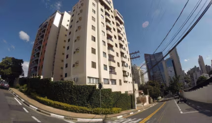 Apartamento à Venda no bairro Nova Campinas. Localização excelente. Sol da Manhã. Andar Alto.