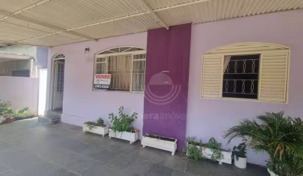 Casa Térrea para Vender no bairro Jardim Garcia em Campinas.
