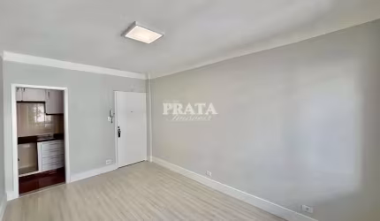 GONZAGA SANTOS 1 DORMITÓRIO 1 VAGA GARAGEM PRÓXIMO À PRAIA