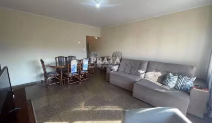 GONZAGA SANTOS 2DORMITÓRIOS 1 VAGA GARAGEM DEMARCADA