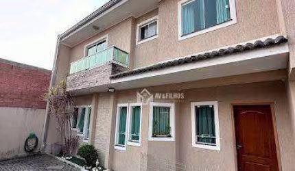 Sobrado com 3 dormitórios à venda, 127 m² por R$ 750.000,00 - Uberaba - Curitiba/PR