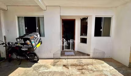 Apartamento com 2 dormitórios à venda, 56 m² por R$ 210.000,00 - Vila Juliana - Piraquara/PR