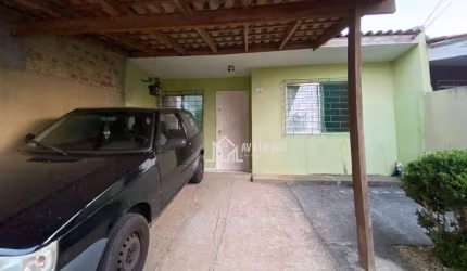 Casa com 2 dormitórios à venda, 46 m² por R$ 248.000,00 - Vila Vicente Macedo - Piraquara/PR