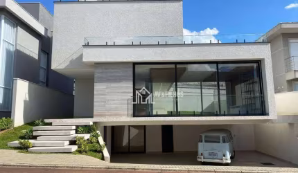 Sobrado alto padrão novo no Condomínio Residencial Boulevard Bacacheri.