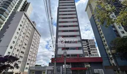 Apartamento Garden localizado no Cristo Rei / Curitiba.