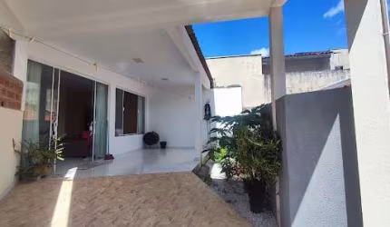 Casa com 2 dormitórios para alugar, 51 m² - Planta Deodoro - Piraquara/PR