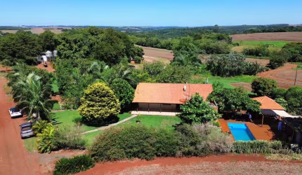 Área de terra diversificada, no Distrito de Novo Três Passos.