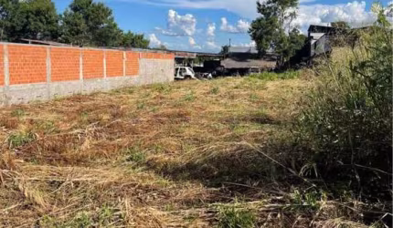 Terreno no Lot. Fukita com ótimo valor, aceita veículo até 40 mil como parte do pagamento.
