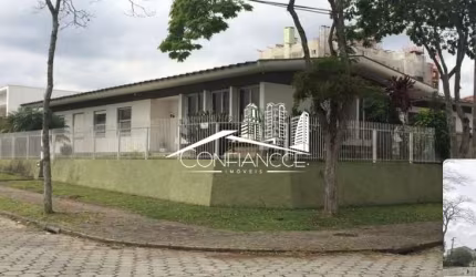Casa comercial à venda na Rua Camões, Cristo Rei, Curitiba, 384 m2 por R$ 2.900.000