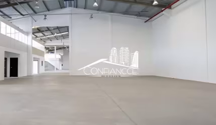Barracão / Galpão / Depósito para alugar na Rua Umuarama, Emiliano Perneta, Pinhais, 679 m2 por R$ 100