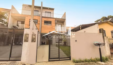 Casa com 4 quartos à venda na Rua Nicolau Scheffer, 515, Santa Cândida, Curitiba, 170 m2 por R$ 950.000