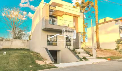 Casa em condomínio fechado com 3 quartos à venda na Rua Emanoel Voluz, 1301, Pinheirinho, Curitiba, 260 m2 por R$ 1.600.000