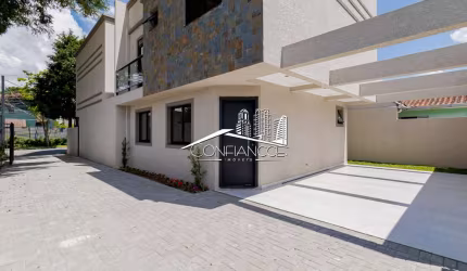 Casa com 3 quartos à venda na Rua Inocêncio Milani, São Braz, Curitiba, 133 m2 por R$ 795.000