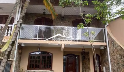 Casa com 5 quartos à venda na Rua João Sigismundo Wysocki, 100, Orleans, Curitiba, 300 m2 por R$ 1.250.000