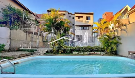 Casa com 3 quartos à venda na Rua Eduardo Laffitte, Abranches, Curitiba, 260 m2 por R$ 1.190.000