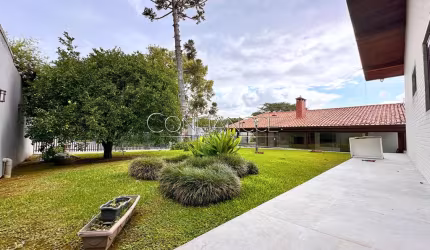 Casa com 4 quartos para alugar na Rua Frida Oertel, 100, Mercês, Curitiba, 300 m2 por R$ 15.000