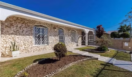Casa com 5 quartos à venda na Rua Fernando Cretella, Bacacheri, Curitiba, 314 m2 por R$ 1.100.000