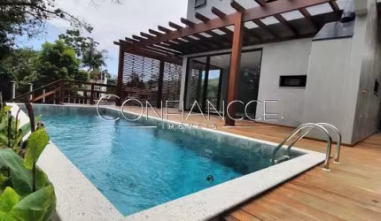 Terreno em condomínio fechado à venda na Rua Guaruva, 100, Praia das Taquaras, Balneário Camboriú, 388 m2 por R$ 991.480