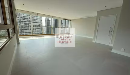 Itaim Bibi! Apto. 147 m² 3 suites, ar condicionado 4 banheiros 2vagas para locação - AP2813