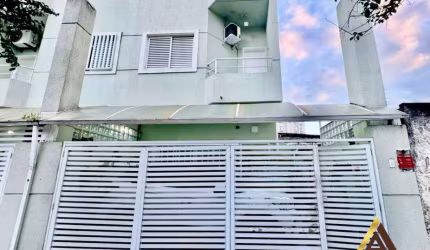 Sobrado Triplex com 3 dormitórios à venda, 120 m² por R$ 750.000 - Campo Grande - Santos/SP