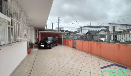 Casa com 3 dormitórios à venda, 198 m² por R$ 636.000,00 - Parque Bitaru - São Vicente/SP