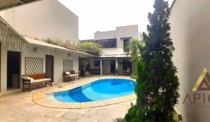 Sobrado de Alto Padrão à venda 398 m² de área construído, 5 dormitórios, piscina, churrasqueira, no José Menino.