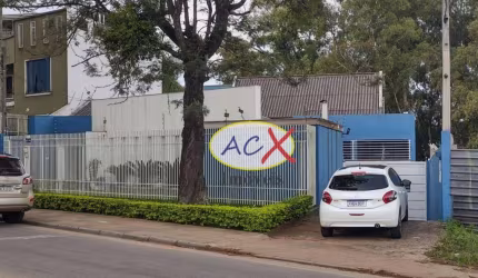 Casa com 6 dormitórios à venda, 440 m² por R$ 1.350.000,00 - Xaxim - Curitiba/PR
