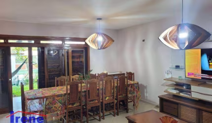 Sobrado a 50 metros da praia com 5 dormitórios à venda, 198 m² por R$ 900.000 - Cibratel II - Itanhaém/SP