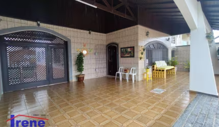 Casa com 4 dormitórios à venda, 258 m² por R$ 900.000,00 - Suarão - Itanhaém/SP