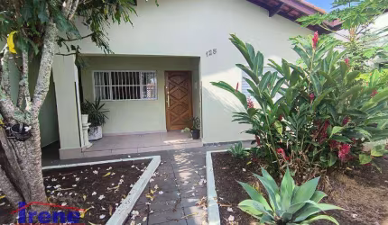 Casa com 4 dormitórios à venda, 192 m² por R$ 450.000,00 - Ivoty - Itanhaém/SP