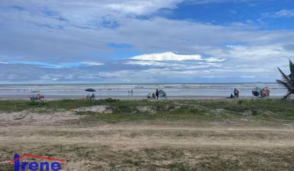 Terreno com 652 m² Pé na areia em Itanhaém / SP