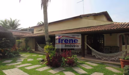Casa com 4 dormitórios à venda, 350 m² por R$ 1.500.000,00 - Jardim Grandesp - Itanhaém/SP