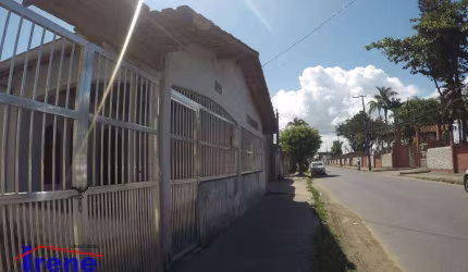Casa com 2 dormitórios à venda, 73 m² por R$ 210.000,00 - Laranjeiras - Itanhaém/SP