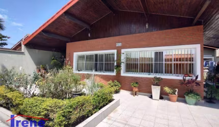 Casa a 200 metros da praia com 3 dormitórios à venda, 147 m² por R$ 420.000 - Jardim Suarão - Itanhaém/SP