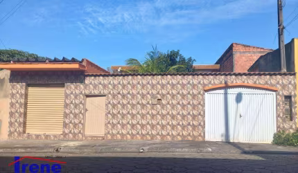 Casa assobradada com salão comercial, super bem localizada!!  Á poucos metros do Centro comercial do bairro Belas Artes.