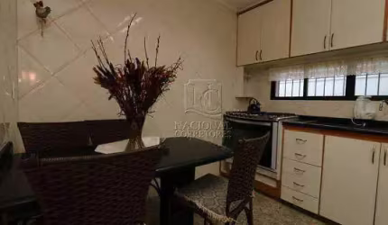 Linda casa térrea disponível para locação no Bairro Santa Maria em Santo André, com 311m² de área construída, valor de R$ 7.700,00