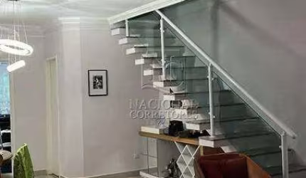 Sobrado a venda no bairro Jardim Las Vegas em Santo André. Sendo 157 m² de área construída, no valor de R$ 803.000,00