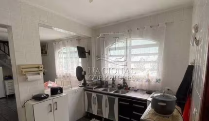 Casa à venda, 2 quartos, 2 suítes, 3 vagas, Jardim Las Vegas - Santo André/SP