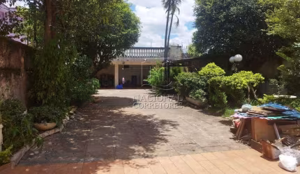 Terreno à venda na Vila Sacadura Cabral, em Santo André: 450m² de terreno, 150m² de área construída